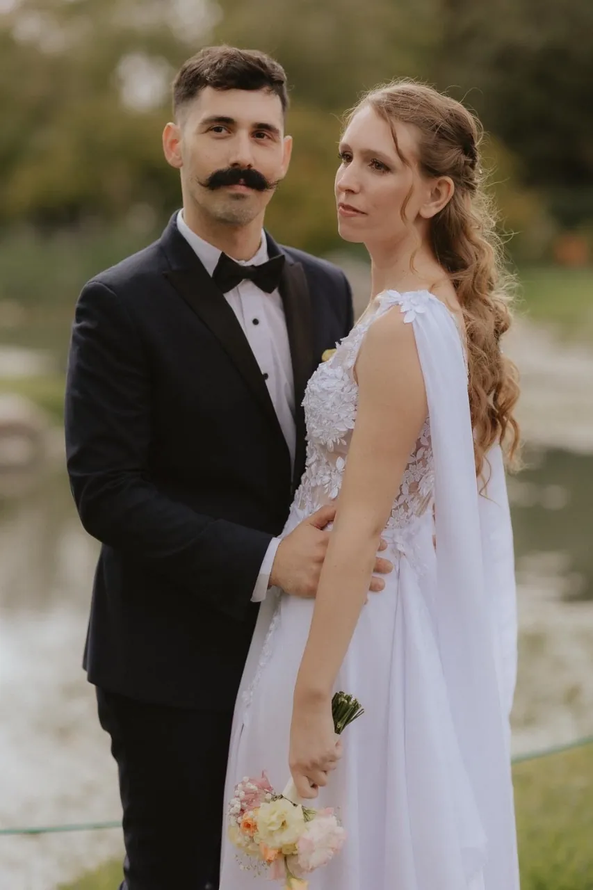 Los novios el día de su boda — CBM Estudio